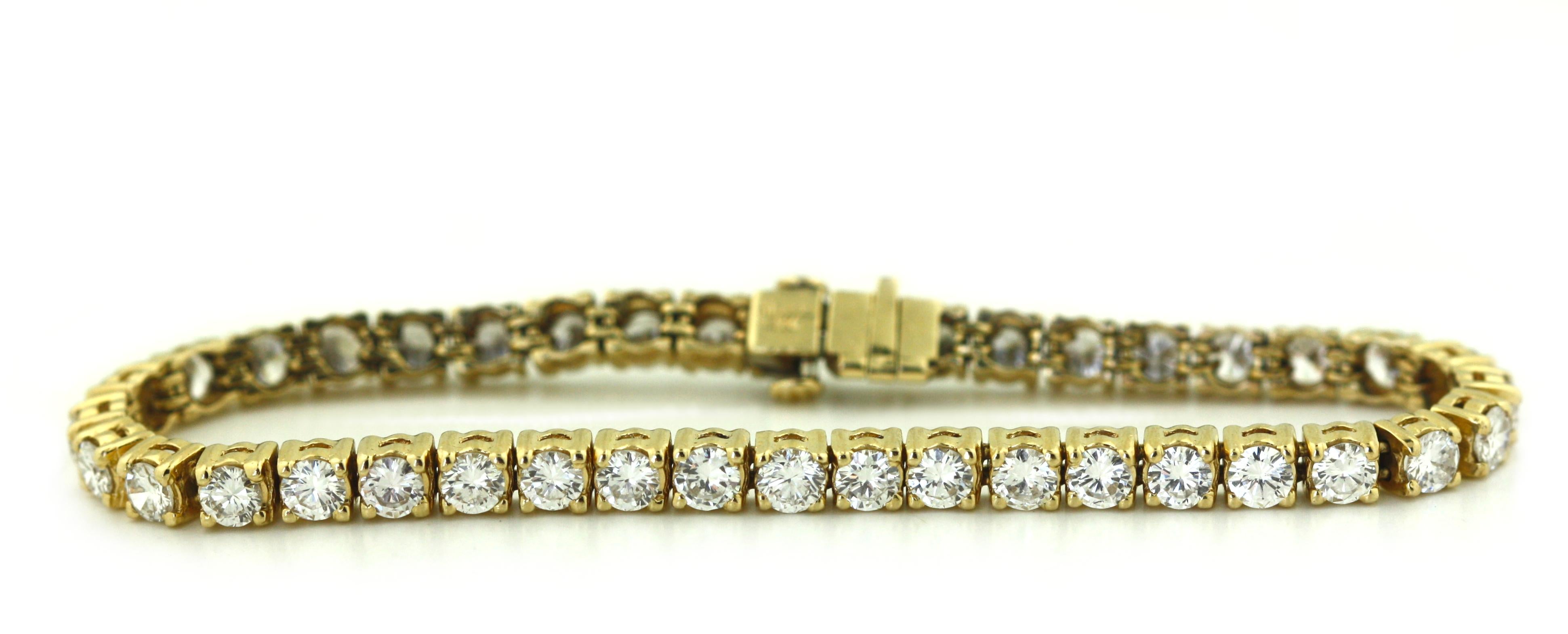  Yellow Gold Diamond Tennis Bracelet For Sale 1