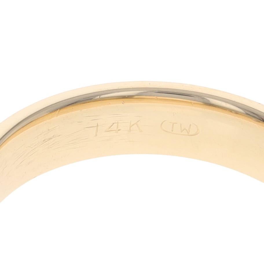 Anneau à trois pierres en or jaune - 14k Round Brilliant .14ctw Wedding Ring en vente 2