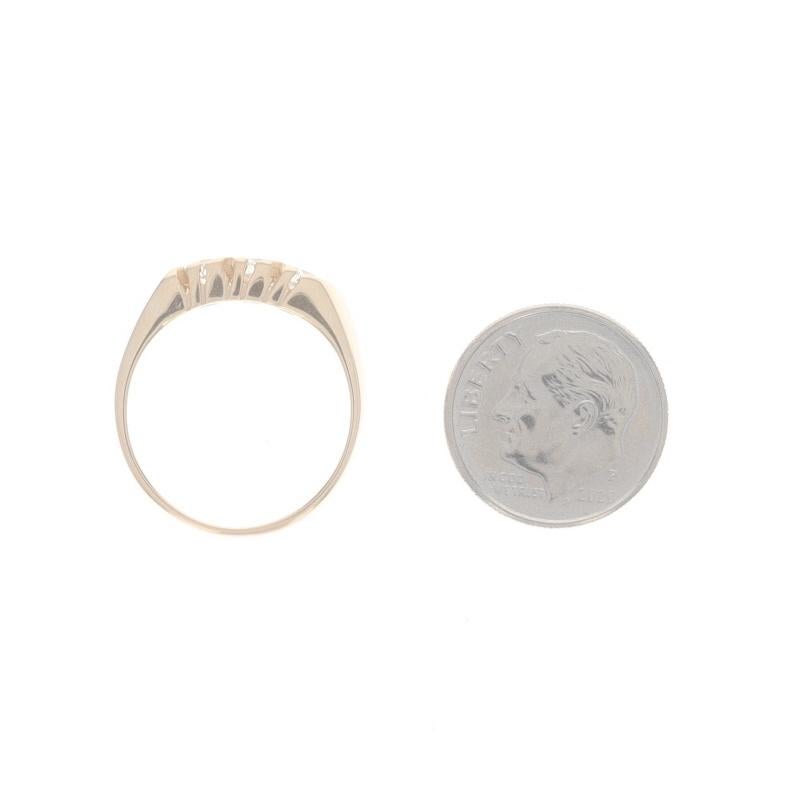 Gelbgold-Diamant-Dreisteinring - 18k runder .51ctw Ehering, stapelbarer Ring im Angebot 1