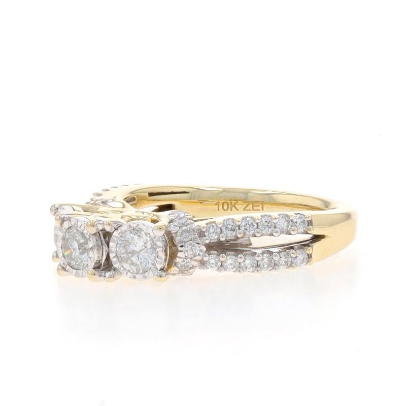 Yellow Gold Diamond Three-Stone Engagement Ring - 10k Round Brilliant 1.00ctw In Excellent Condition For Sale In Greensboro, NC