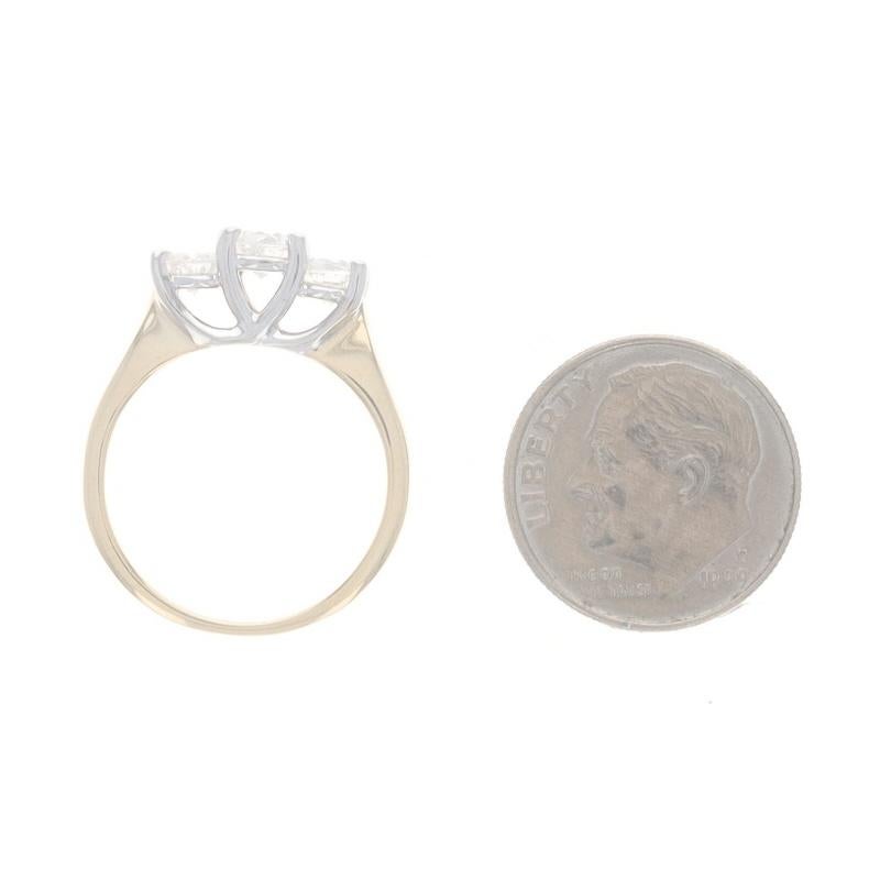 Bague de fiançailles à trois pierres en or jaune 14 carats avec diamants de 1,00 carat en vente 1