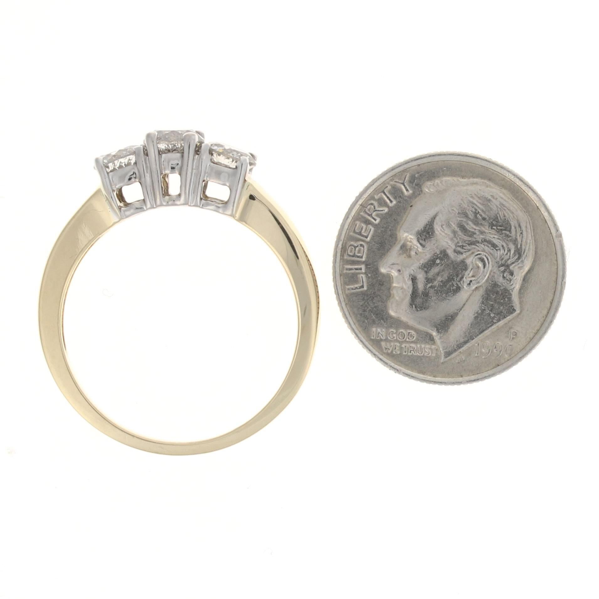 Bague de fiançailles à trois pierres en or jaune - 14k brillant rond 1.00ctw en vente 1