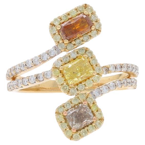 Bague de contournement à trois pierres en or jaune - 14k Radiant 1.33ctw en vente