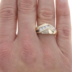 Yellow Gold Diamond Three-Stone Men's Ring 10k Rnd .25ctw Channel Wedding Band