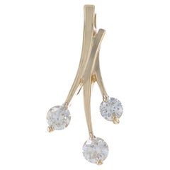 Pendentif trois pierres en or jaune - 14k diamant rond brillant .90ctw Floral