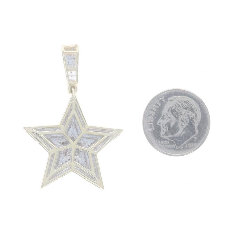 Pendentif étoile en or jaune avec diamant - 10k .75ctw Celestial Bling Excellent état à Greensboro, NC