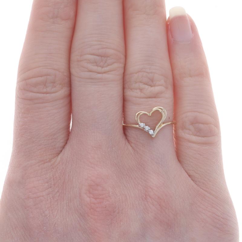 Round Cut Yellow Gold Diamond Two Hearts Ring - 10k Round Brilliant Love Silhouette For Sale