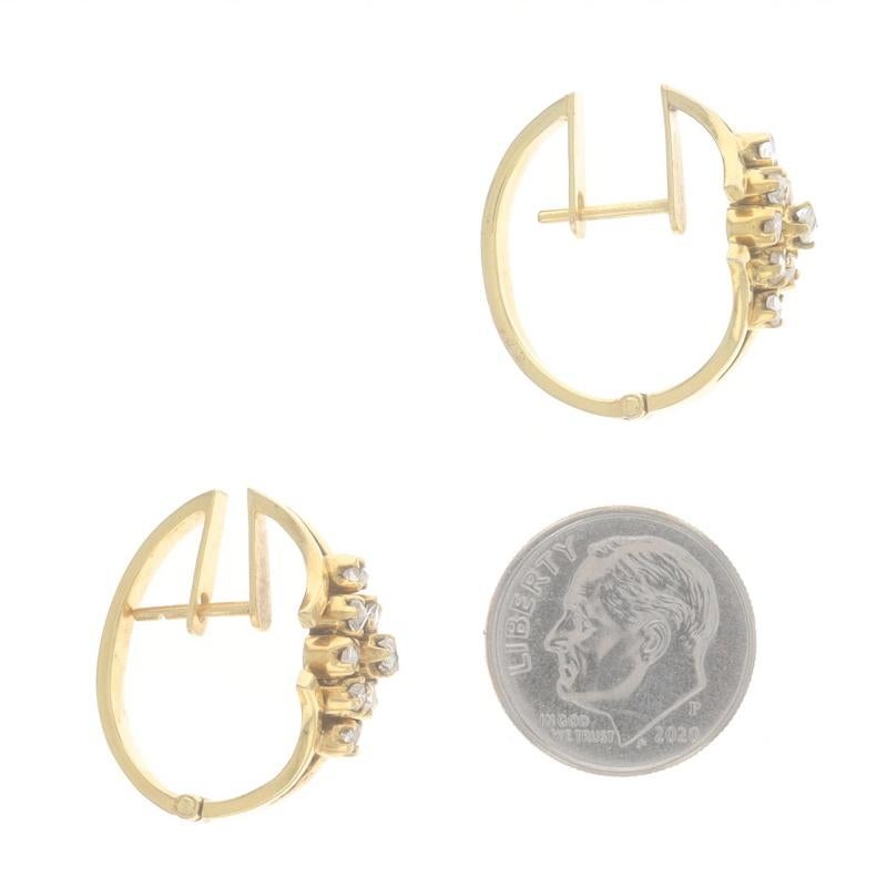 Taille rose Boucles d'oreilles en or jaune avec diamants - 14k Rose .54ctw Floral Pierce en vente