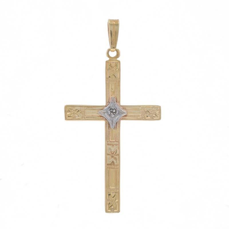 Epoca: Vintage

Contenuto metallico: oro giallo 10k e oro bianco 10k

Informazioni su A. Stone

Diamante naturale
Carati: piccoli
Taglio: Taglio a punta

Tema: Croce
Caratteristiche: Grana, dettagli incisi...

Misure

Altezza (dalla cauzione fissa):
