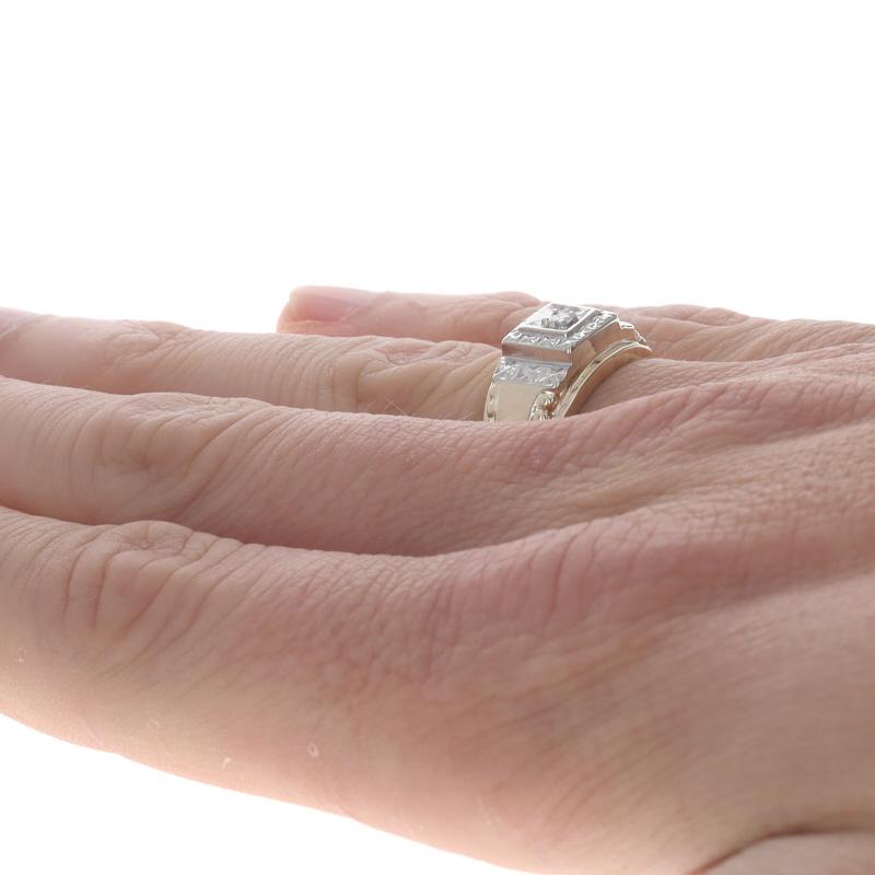 Gelbgold Diamant Vintage Herrenring - 10k 14k Rund Brillant im Angebot 1