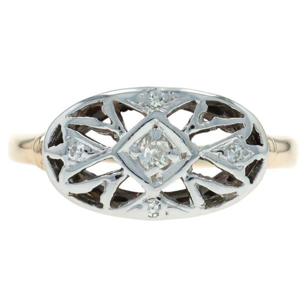 Yellow Gold Diamond Vintage Ring - 14k Mine Cut 
Single Floral Cluster For Sale
