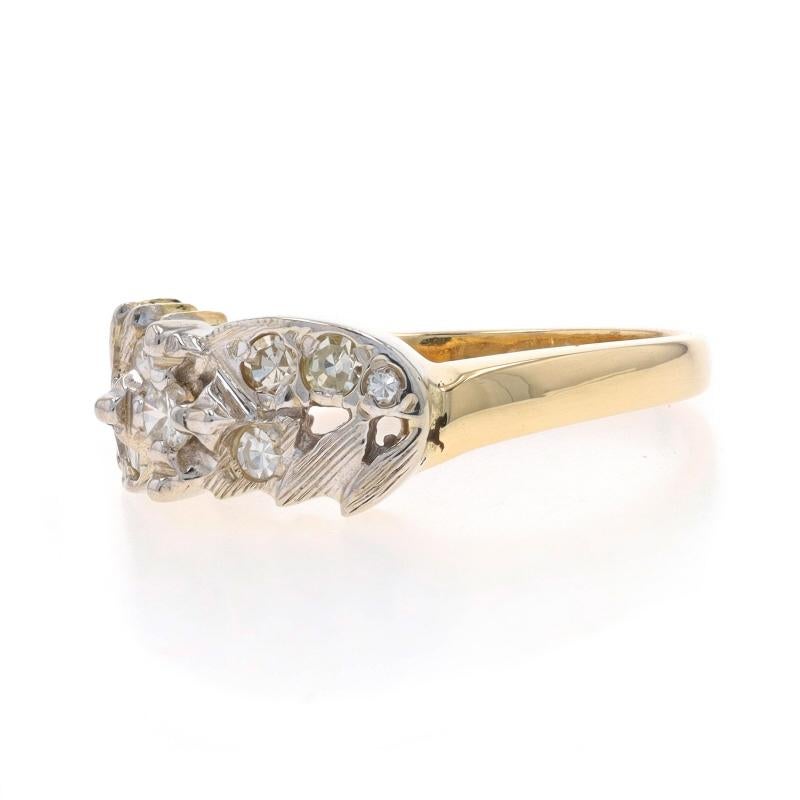Yellow Gold Diamond Vintage Ring - 14k Round.28ctw Floral Etched Milgrain In Excellent Condition For Sale In Greensboro, NC