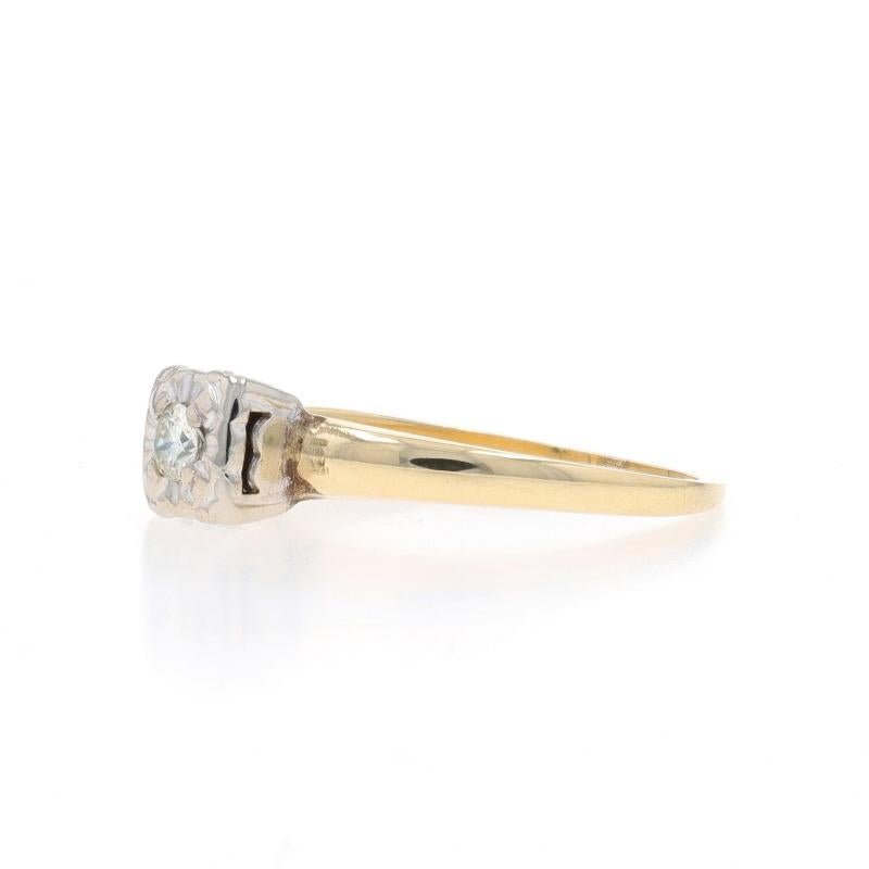 Bague de fiançailles solitaire vintage en or jaune avec diamants ronds 14 carats Bon état - En vente à Greensboro, NC