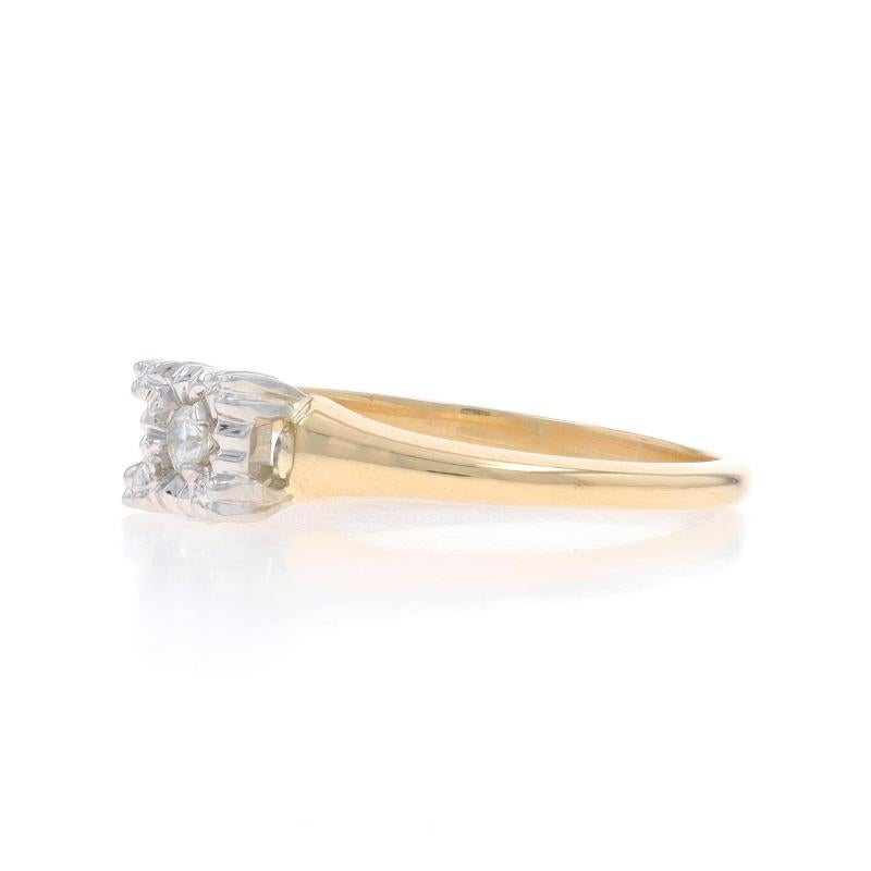 Anillo de compromiso solitario vintage de oro amarillo con diamantes - Promesa redonda 14k en Excelente estado para la venta en Greensboro, NC
