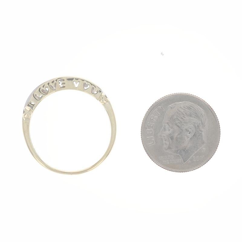 Alliance en or jaune avec diamant - 10k Round .30ctw Hearts Channel Set Ring en vente 1