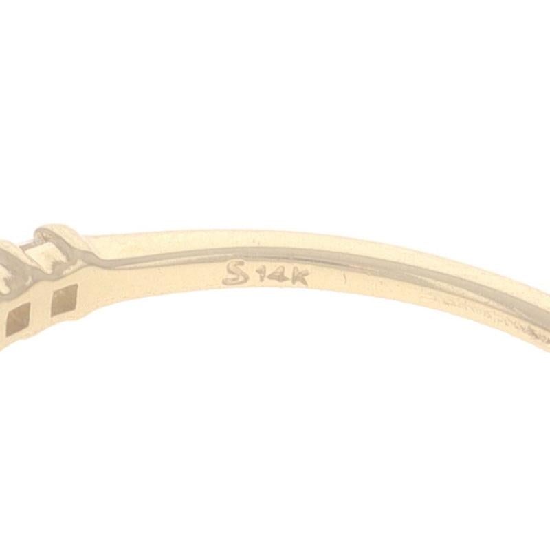 Alliance en or jaune avec diamant - 14k Princesse .33ctw Bague empilable en vente 1