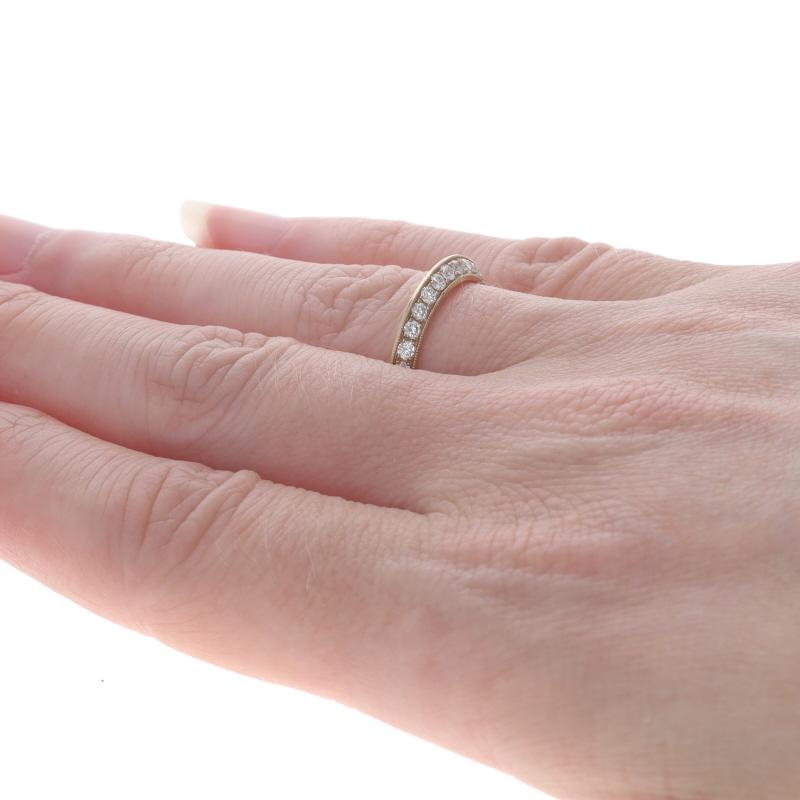 Alliance en or jaune avec diamant - 14k Round .40ctw Angled Milgrain Ring Sz 6 Pour femmes en vente