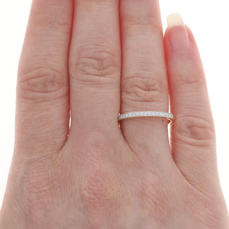 Size: 7 1/4
Sizing Fee: Up 2 sizes for $40 or Down 1 size for $40

Metal Content: 14k Yellow Gold & 14k White Gold

Stone Information

Natural Diamonds
Carat(s): .12ctw
Cut: Round Brilliant
Color: G - H
Clarity: SI1 - SI2

Total Carats: