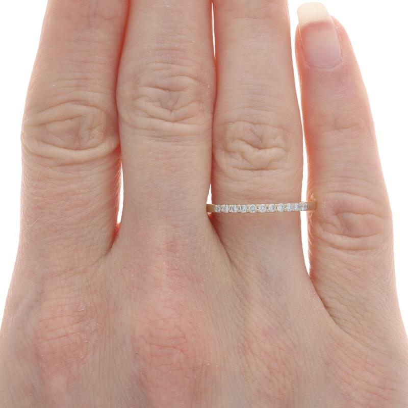 Round Cut Yellow Gold Diamond Wedding Band - 14k Round Brilliant .18ctw Stackable Ring For Sale
