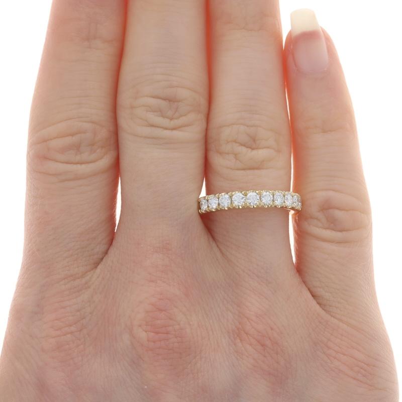 Round Cut Yellow Gold Diamond Wedding Band - 14k Round Brilliant .85ctw French Set Ring For Sale