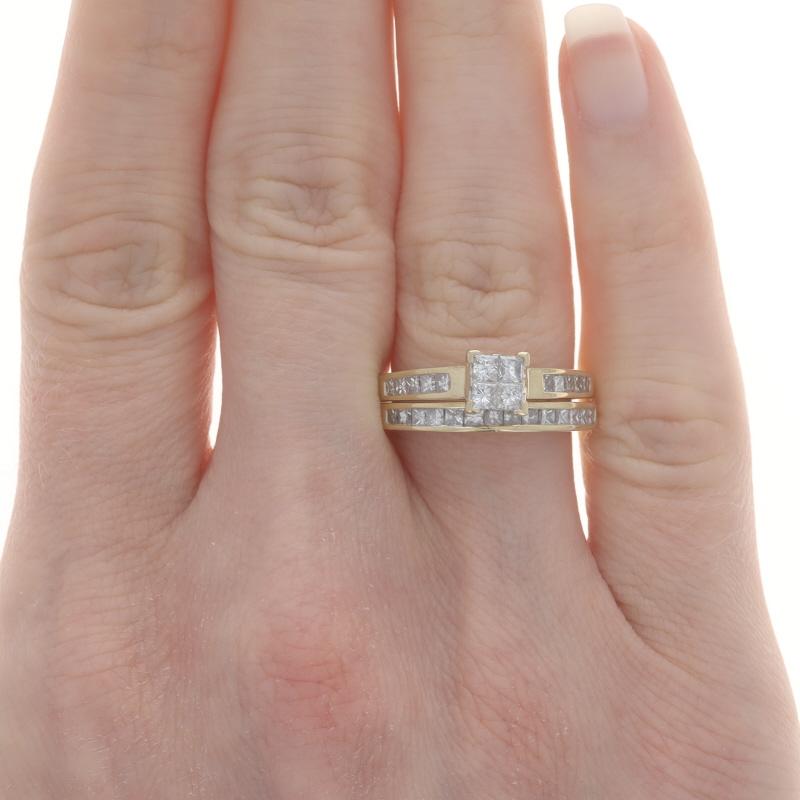 Parure de mariage en or jaune avec diamants - 10k Princesse 1.00ctw Excellent état - En vente à Greensboro, NC