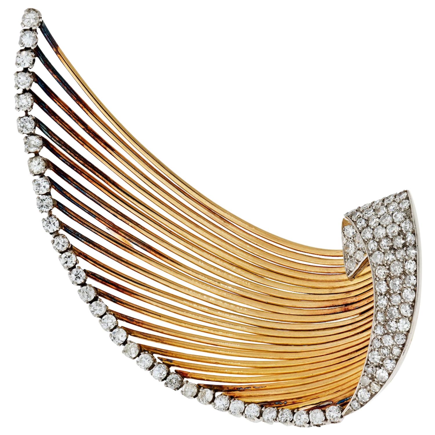 Yellow Gold Diamond Wire Brooch from 1940s 3.00 Carat