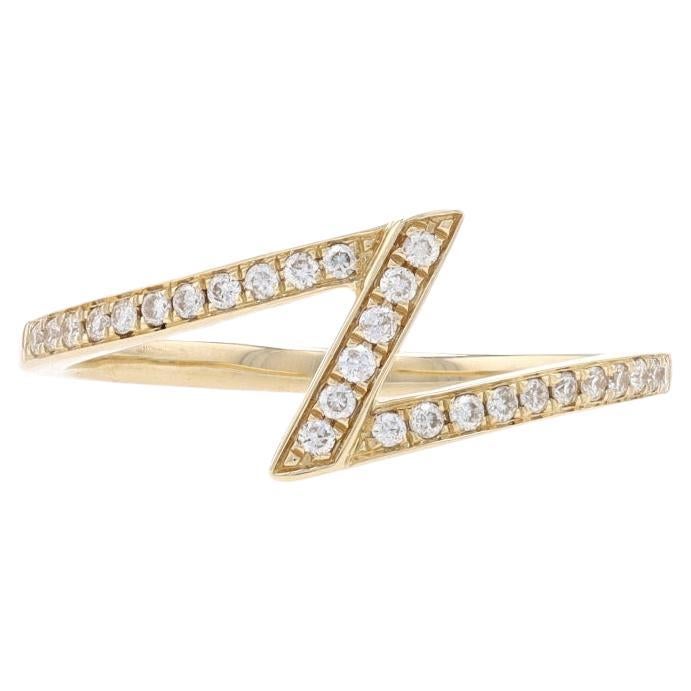 Yellow Gold Diamond Zig-Zag Bypass Band - 14k Round Brilliant .17ctw Ring For Sale