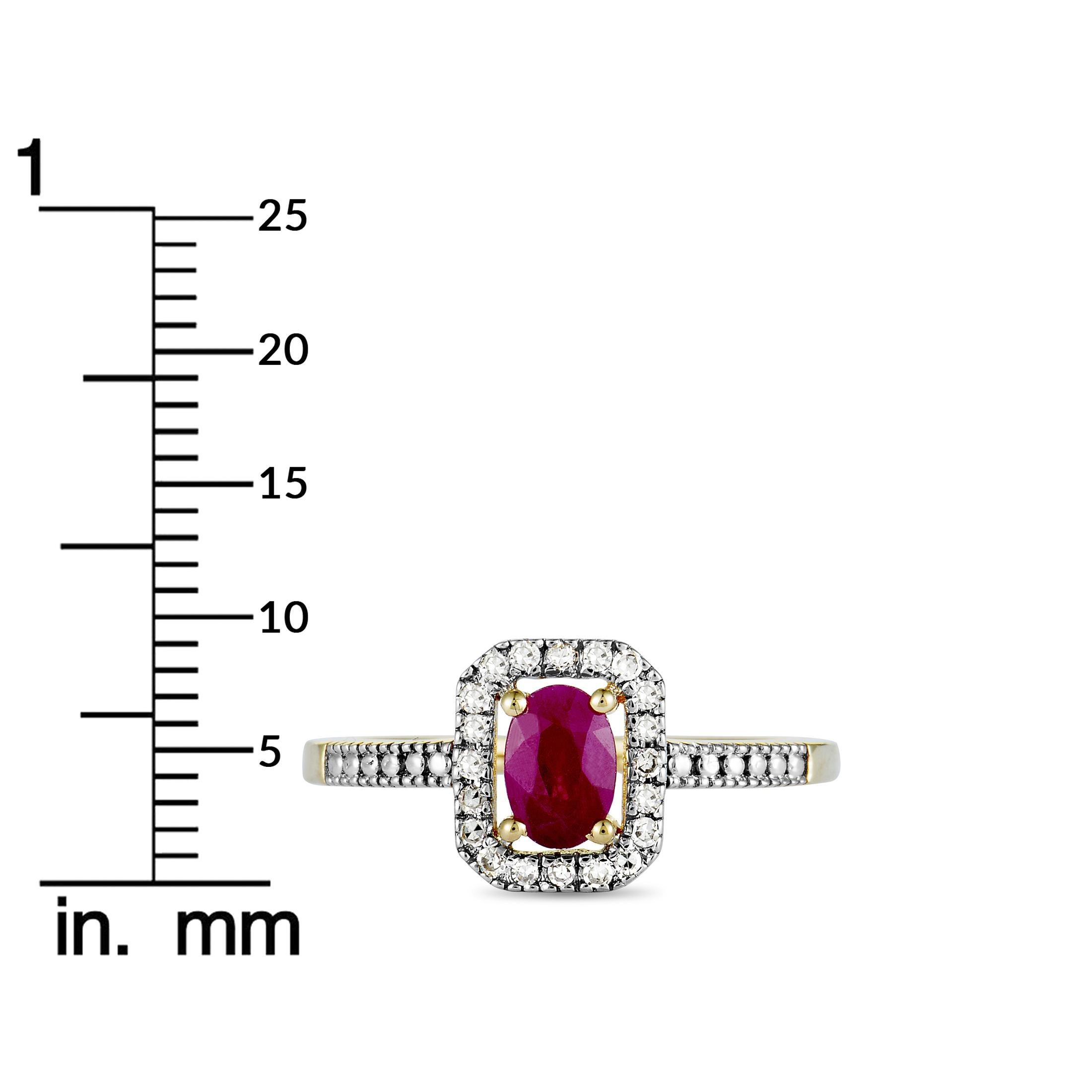 Yellow Gold Diamonds and Ruby Small Rectangle Ring 2