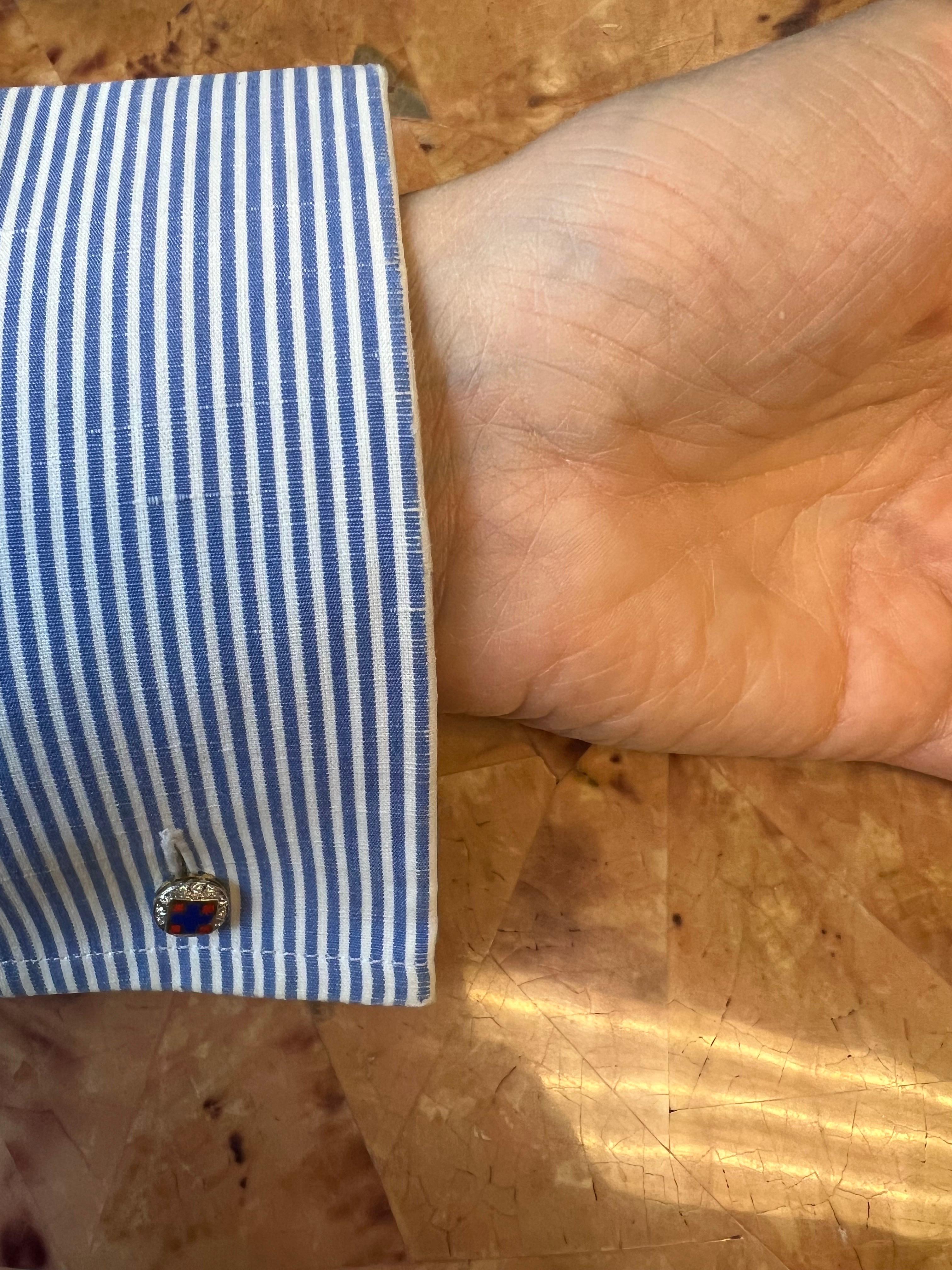 Yellow Gold Diamonds Red and Blue Enamel Cufflinks In New Condition For Sale In New York, NY