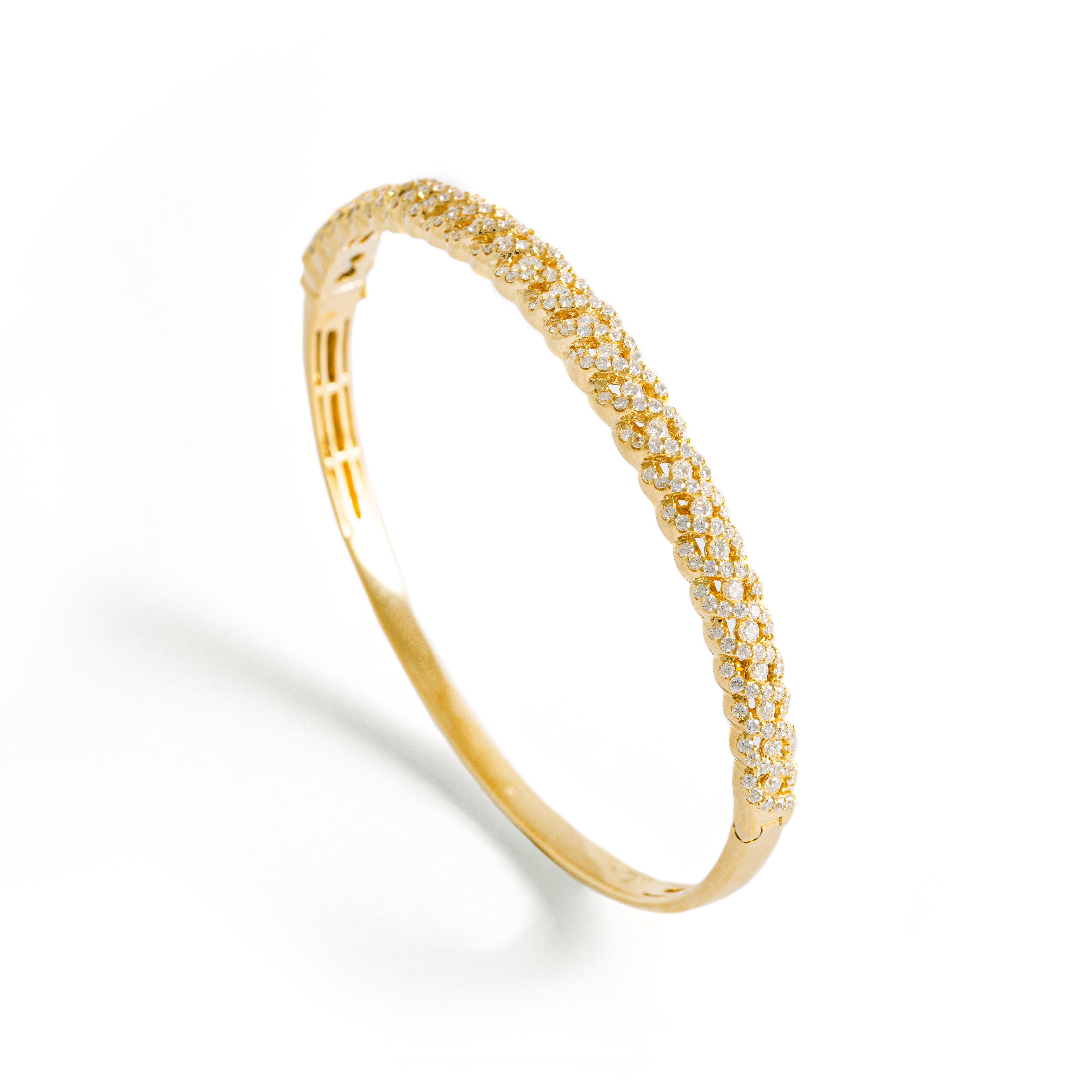 Contemporary Yellow Gold Dimond Bangle For Sale