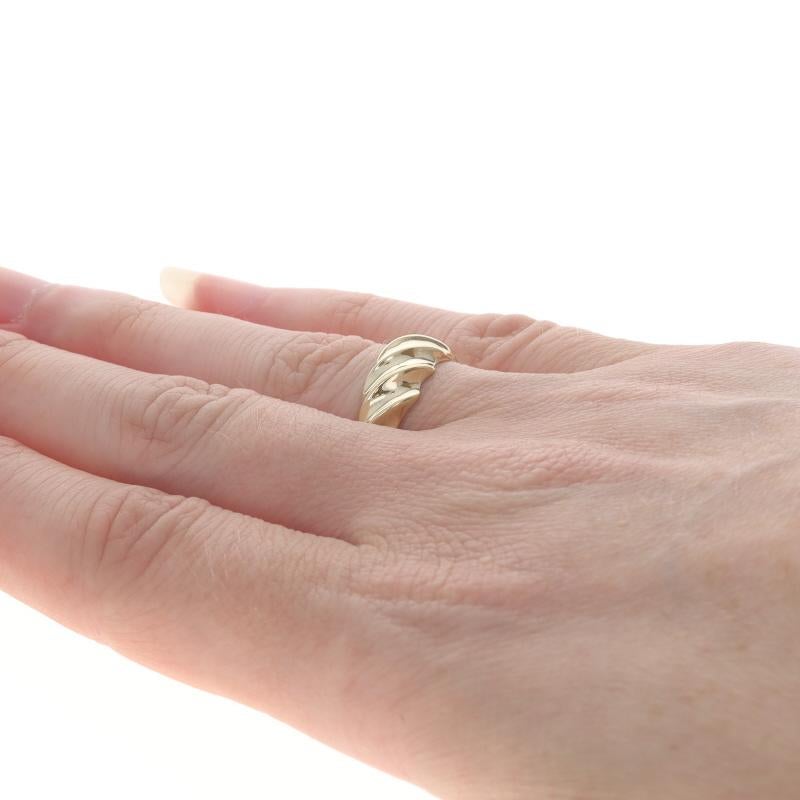Anello a mezzaluna in oro giallo - Anello del tacchino 14k in vendita 1