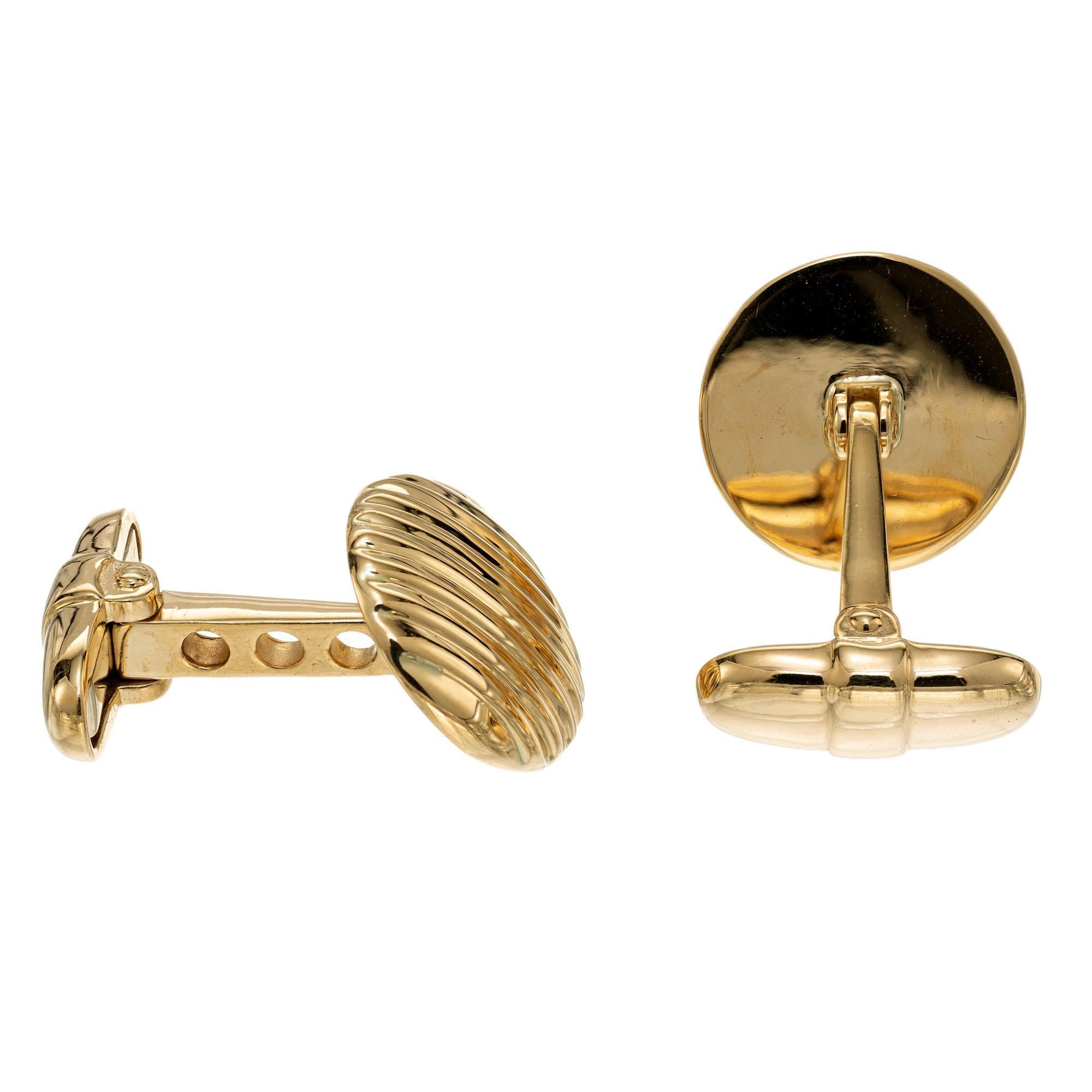 Yellow Gold Domed Italian Made Cufflinks In Good Condition For Sale In Stamford, CT