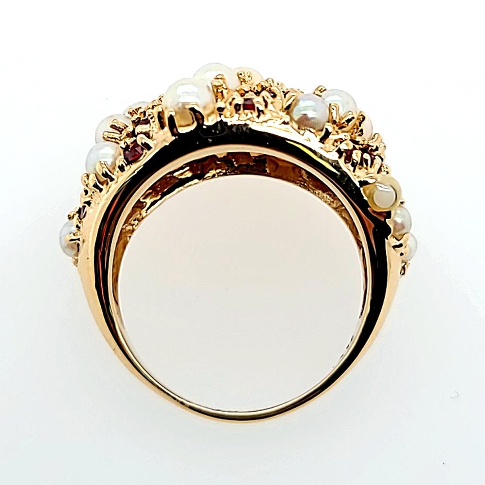 Gelbgold-Ring mit gewölbter Perle und Granat Damen im Angebot
