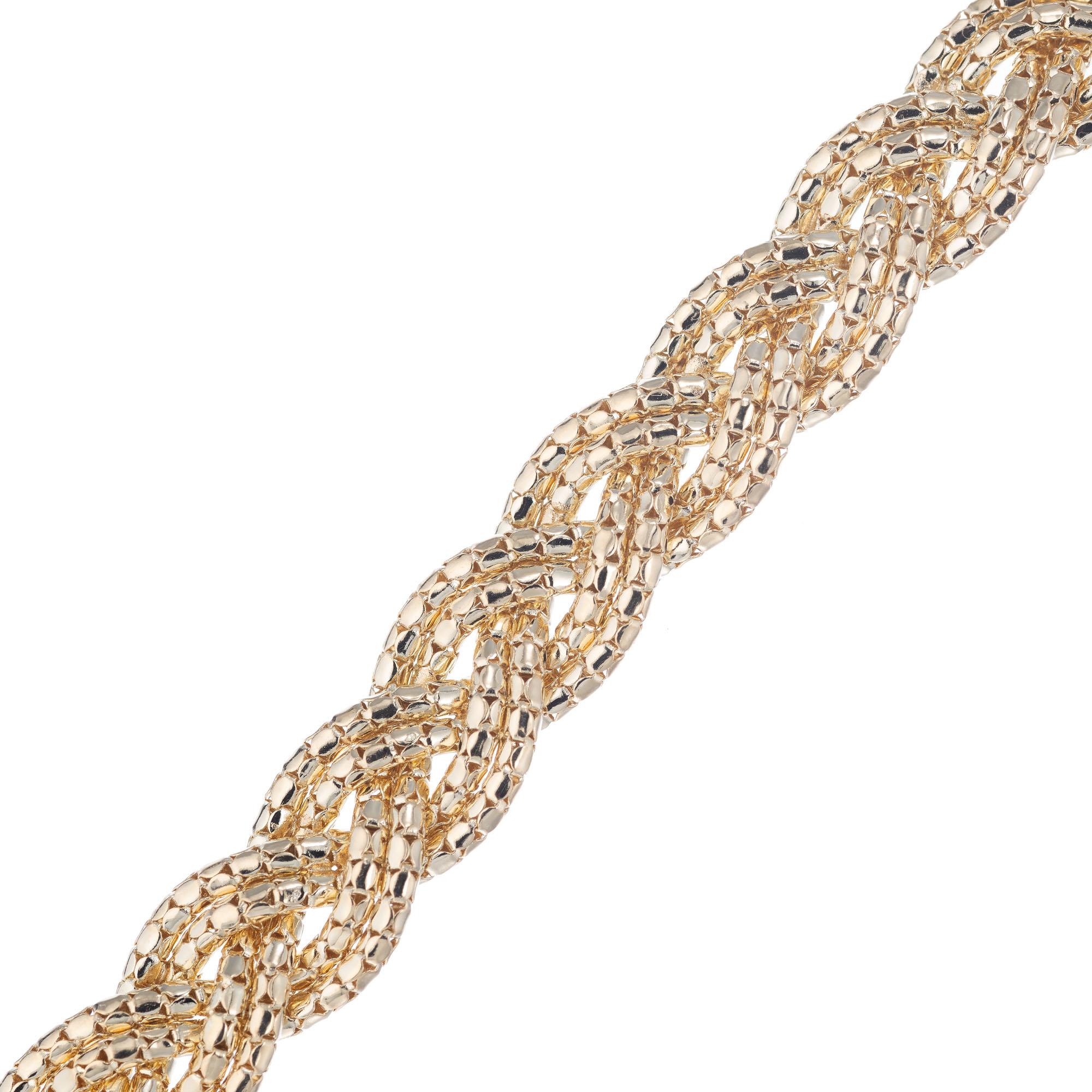 Yellow Gold Double Braided Chain Necklace In Excellent Condition For Sale In Stamford, CT