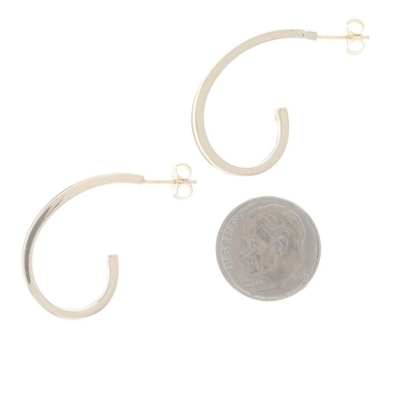 Pendientes Aros en J con Doble Remolino de Oro Amarillo - Perforados 14k en Excelente estado para la venta en Greensboro, NC
