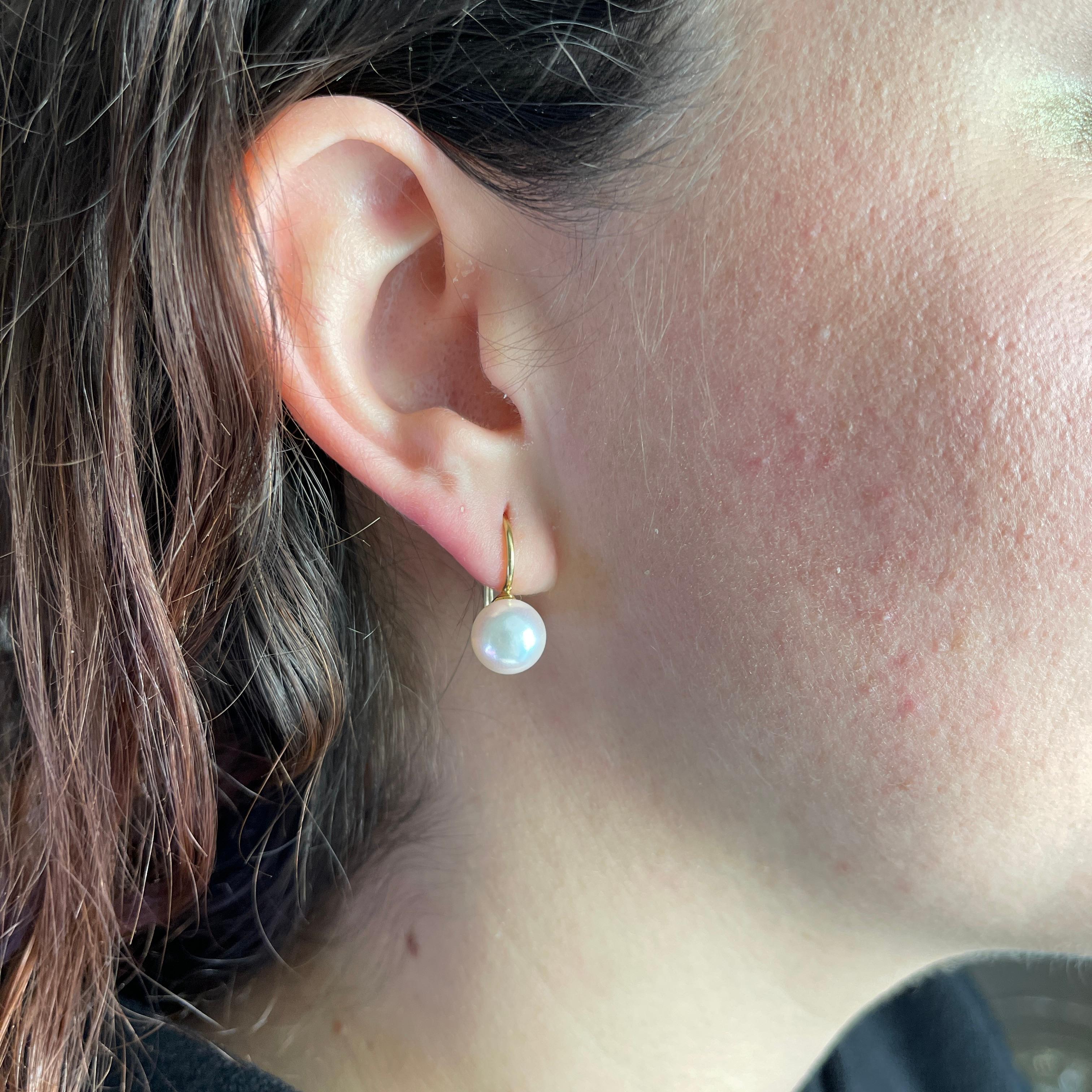 Yellow Gold Drop Pearl Earrings In New Condition For Sale In Bergamo, BG