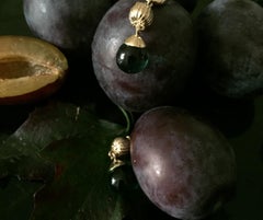 Yellow Gold Drop Fig Garden Pendant Necklace with Green Amber