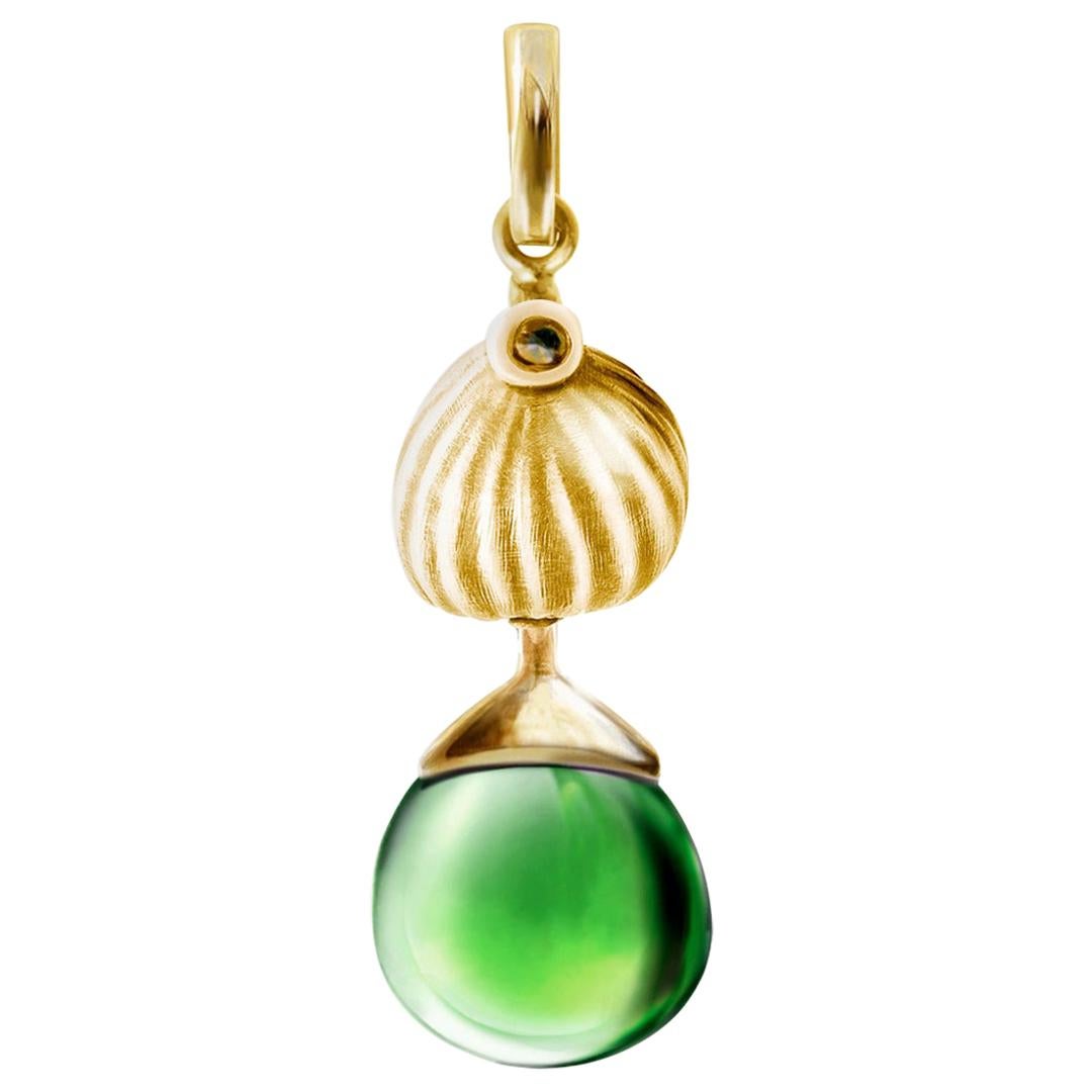 Yellow Gold Drop Fig Garden Pendant Necklace with Green Amber