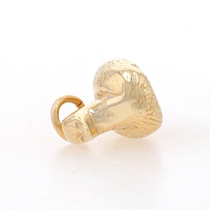 Metal Content: 14k Yellow Gold

Theme: Duck, Waterfowl, Bird
Features: Etched Detailing

Measurements

Tall: 13/32
