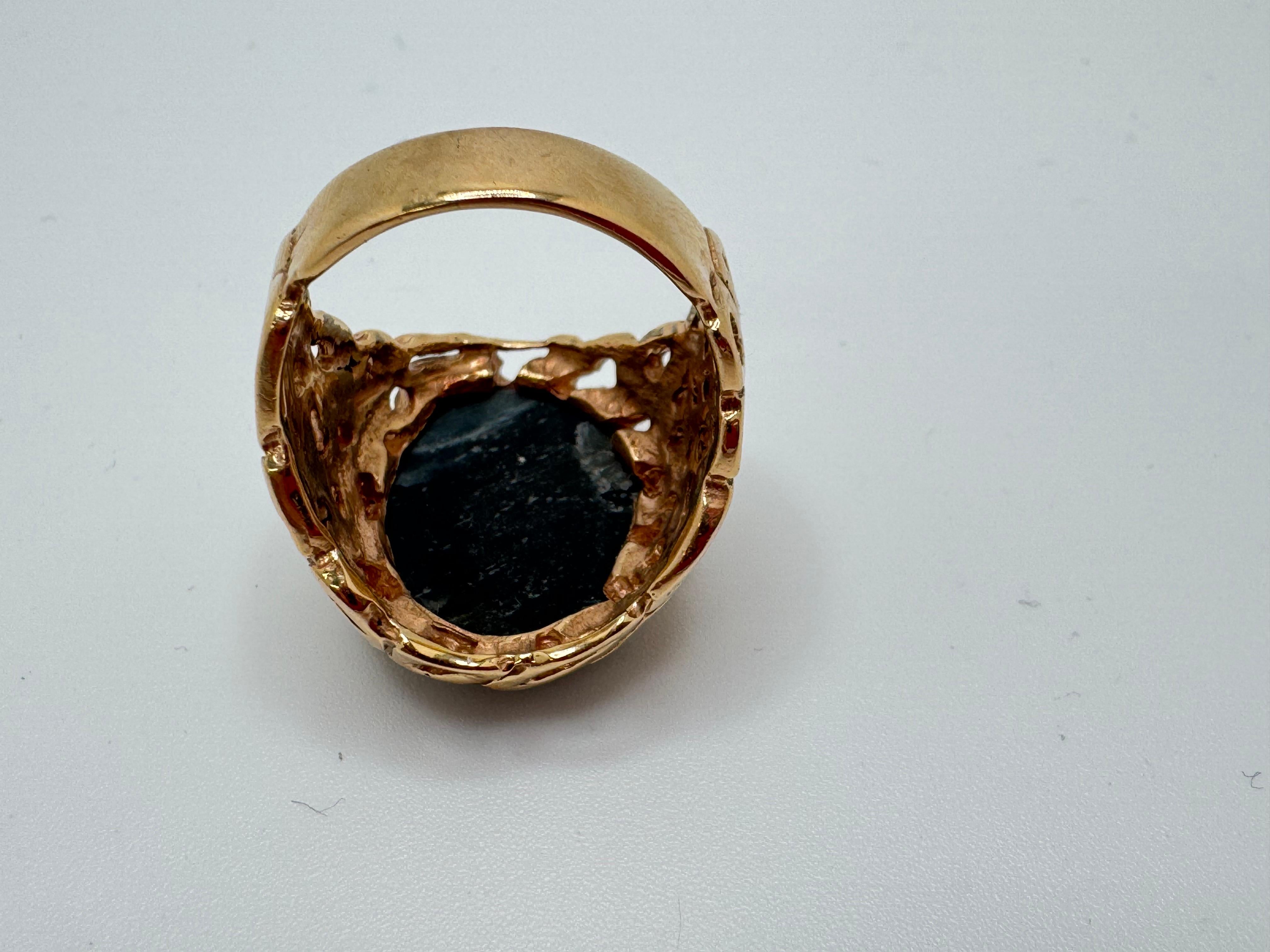 Gelbgold gefärbter Tigerauge-Ring im Angebot 2