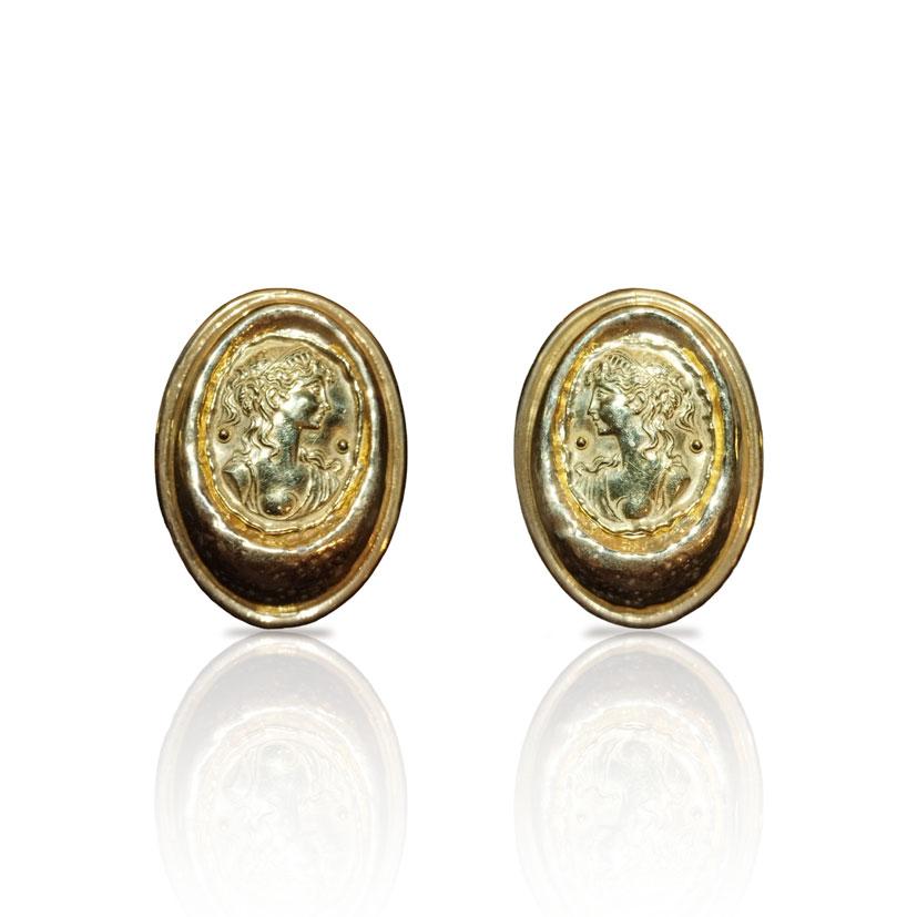 Boucles d'oreilles en or jaune
Or jaune 18K
