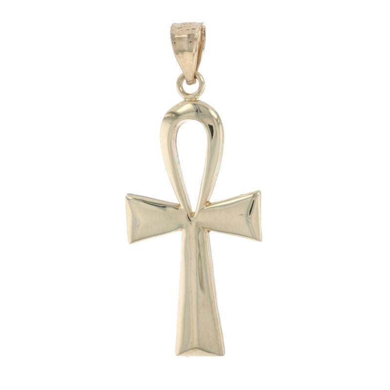 Metal Content: 10k Yellow Gold

Theme: Egyptian Ankh, Faith, Life

Measurements
Tall (from stationary bail): 1 5/16