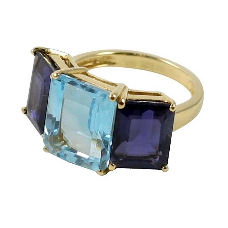 Bague en or jaune avec topaze bleue taillée en émeraude en vente 14