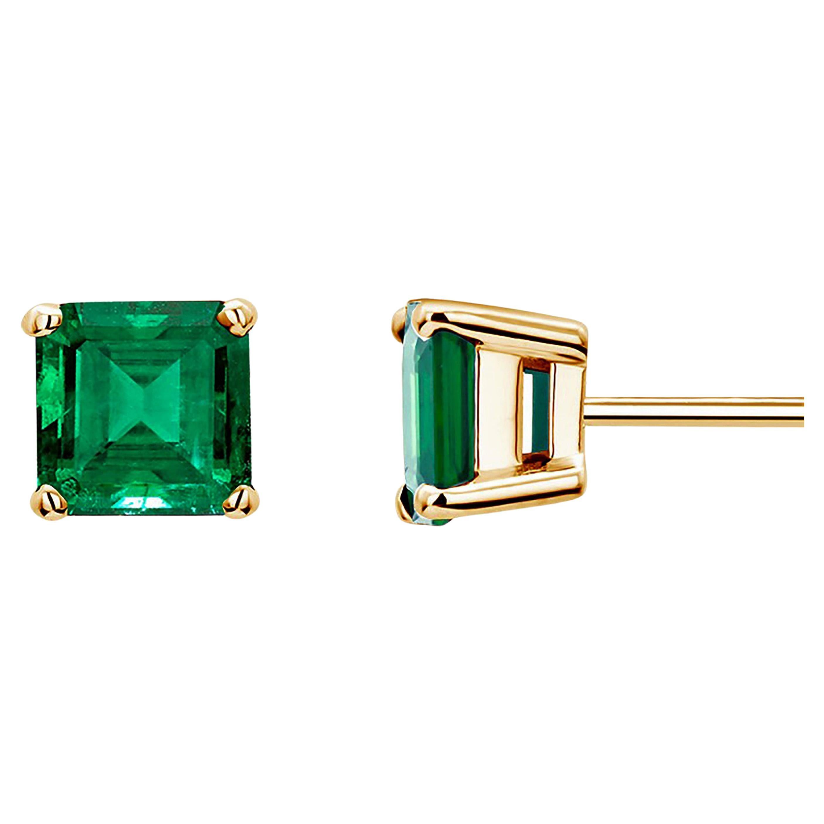 Pear Cut Emerald Dome Stud Earrings 18 Karat Yellow Gold For Sale at