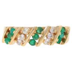 Anillo de oro amarillo con racimo de diamantes esmeralda -14k Anillo redondo de rayas diagonales de .42ctw