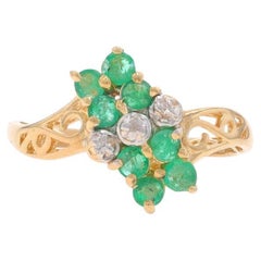 Gelbgold Smaragd-Diamant-Cluster- Bypass-Ring - 14k rund .40ctw