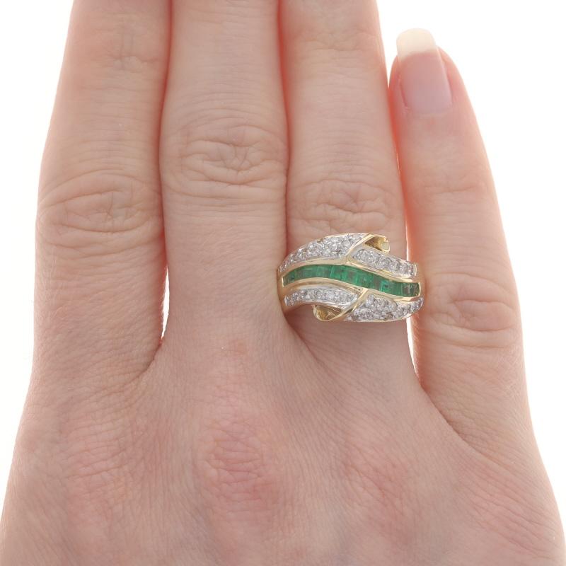 Square Cut Yellow Gold Emerald Diamond Cluster Cocktail Band -18k Square .84ctw Curved Ring For Sale