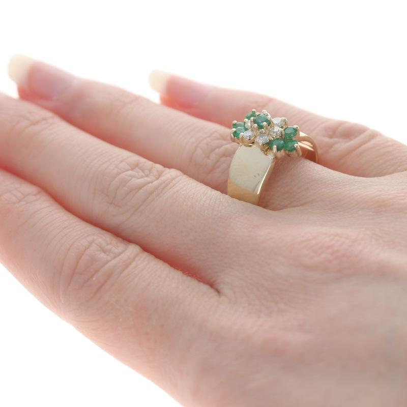 Women's Yellow Gold Emerald & Diamond Cluster Ring - 14k Round Cut 1.00ctw Floral Halo For Sale
