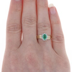 Yellow Gold Emerald & Diamond Halo Ring, 14k Oval Cut .76ctw Ribbed Curved