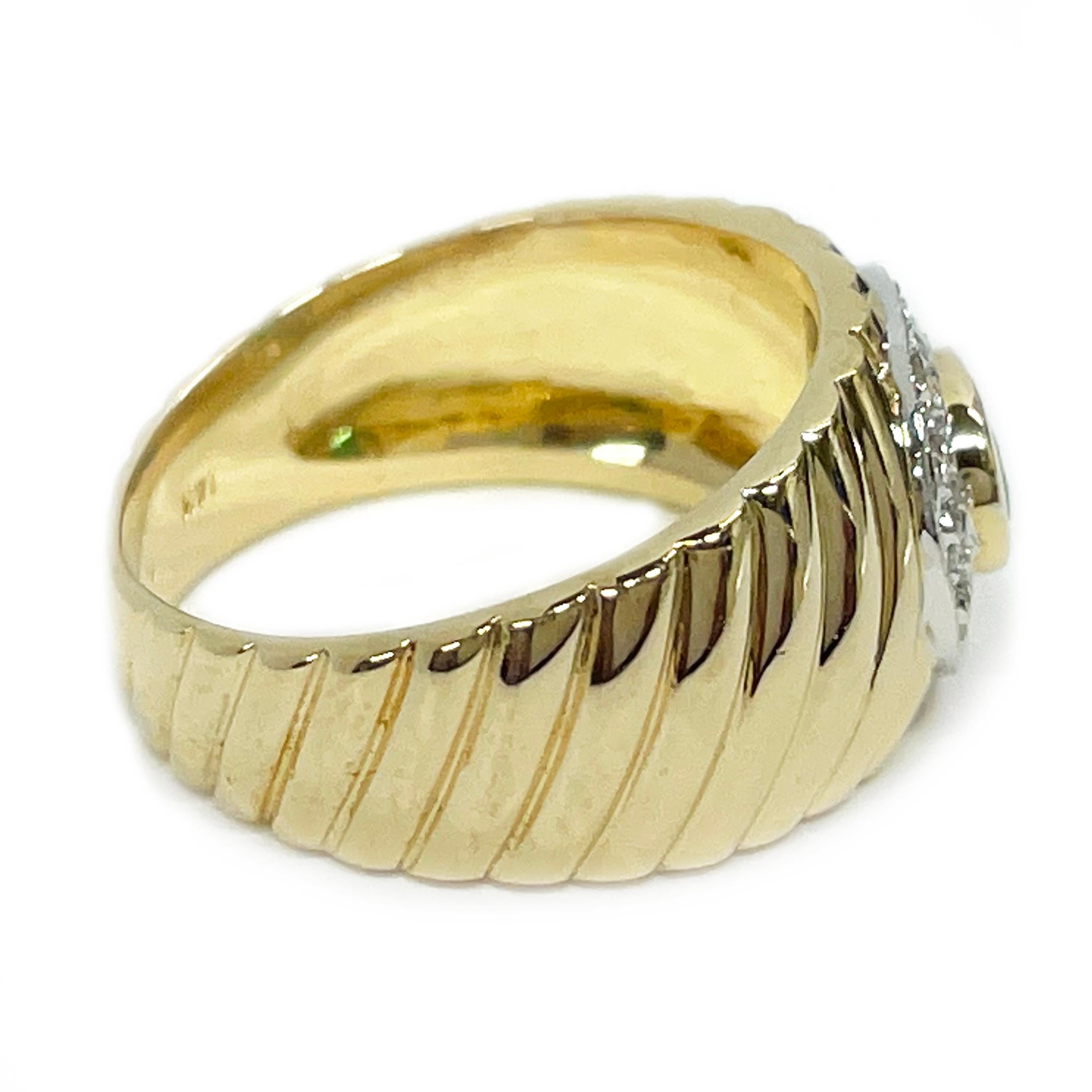 Contemporary Yellow Gold Emerald Diamond Ridged Ring For Sale